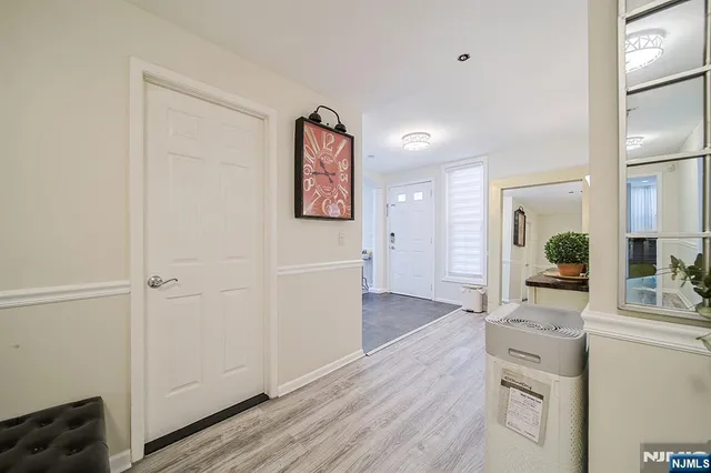 $799,000 | 1018 Palisade Avenue, Unit 7, Fort Lee, NJ 07024