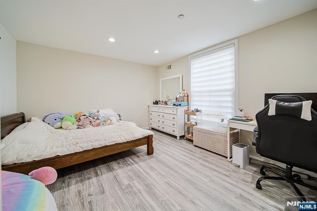 1018 Palisade Avenue, Unit 7 Fort Lee, NJ 07024 - Photo 34 of 42