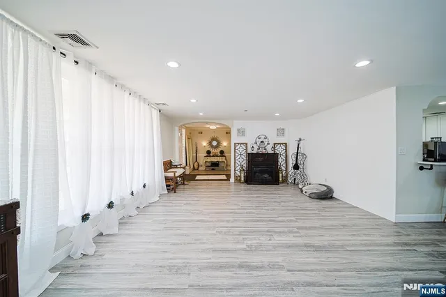 $799,000 | 1018 Palisade Avenue, Unit 7, Fort Lee, NJ 07024