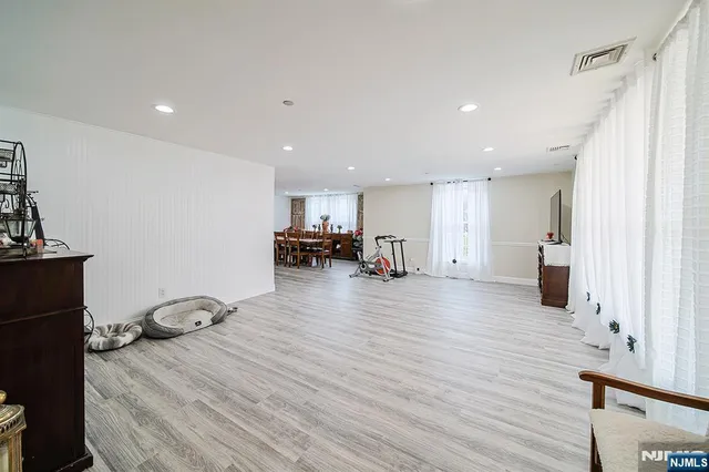 $799,000 | 1018 Palisade Avenue, Unit 7, Fort Lee, NJ 07024