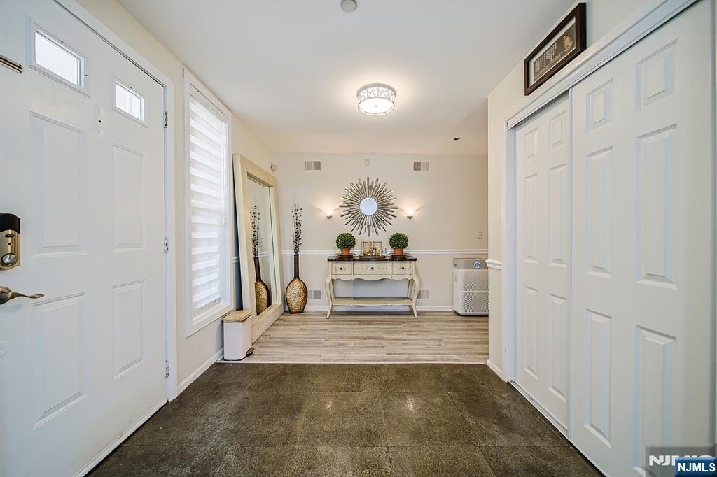 1018 Palisade Avenue, Unit 7 Fort Lee, NJ 07024 - Photo 8 of 42