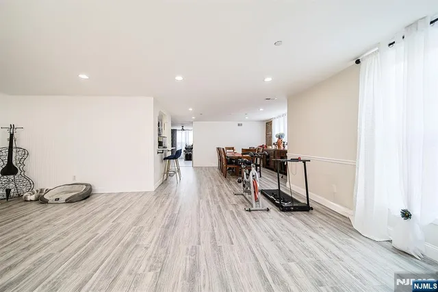 $799,000 | 1018 Palisade Avenue, Unit 7, Fort Lee, NJ 07024