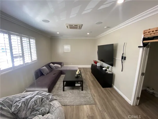 $5,500 | 9767 Comanche Avenue, Chatsworth, CA 91311