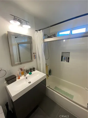 $5,500 | 9767 Comanche Avenue, Chatsworth, CA 91311