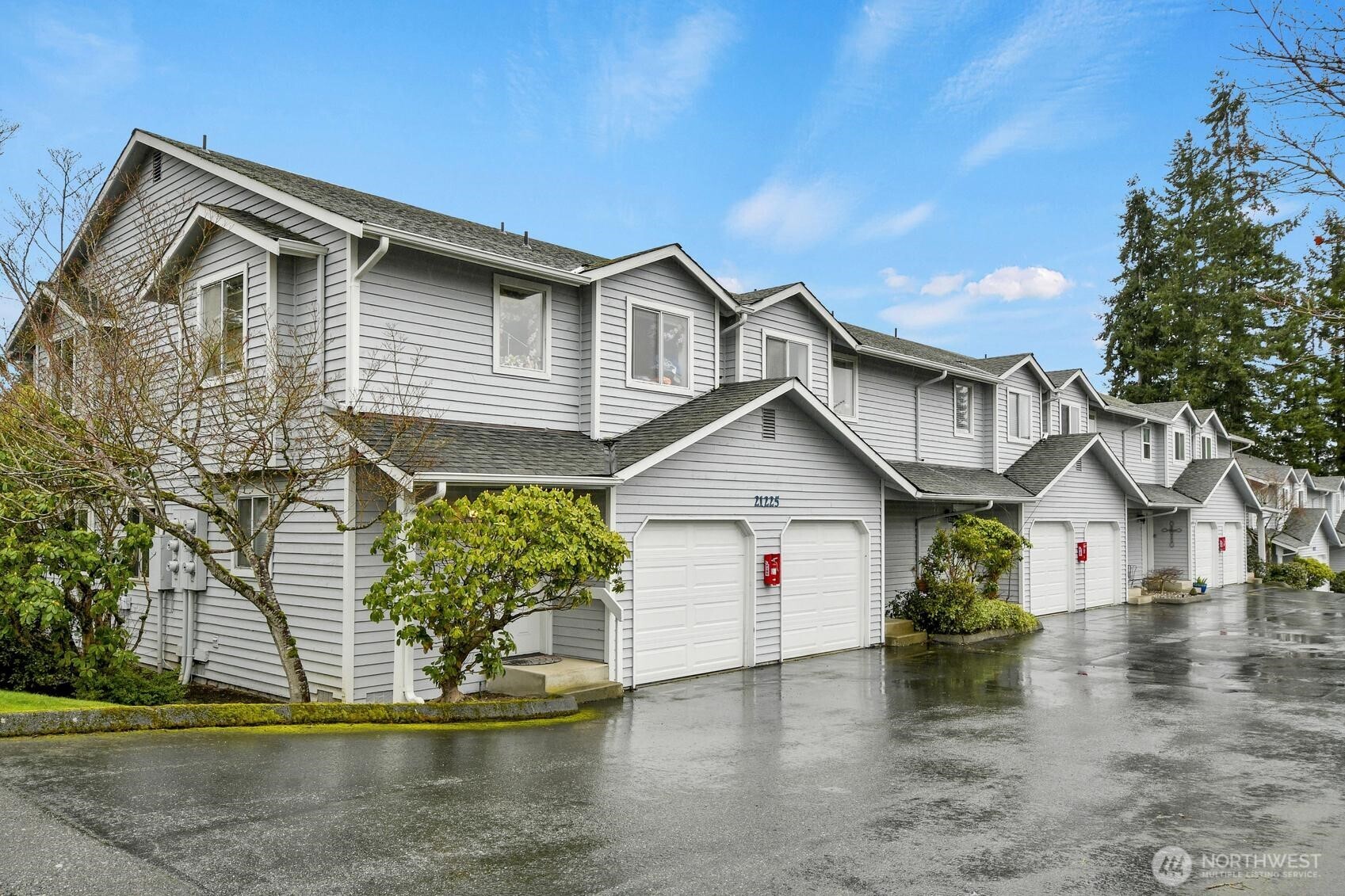 21225 76th Avenue West, Unit A4 Edmonds, WA 98026 - Photo 1 of 19