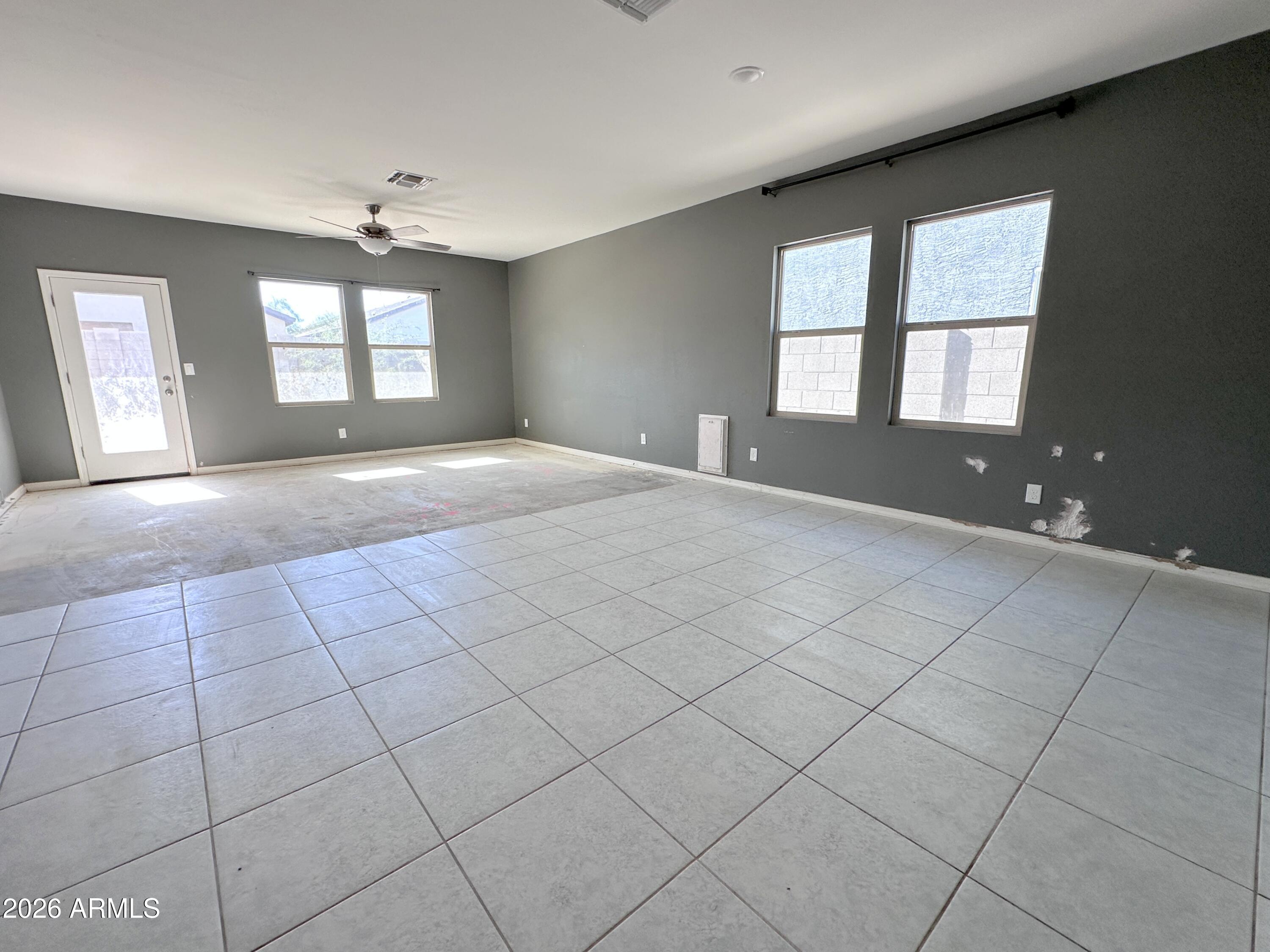 6085 East Athena Road Florence, AZ 85132 - Photo 10 of 46 Dining Area