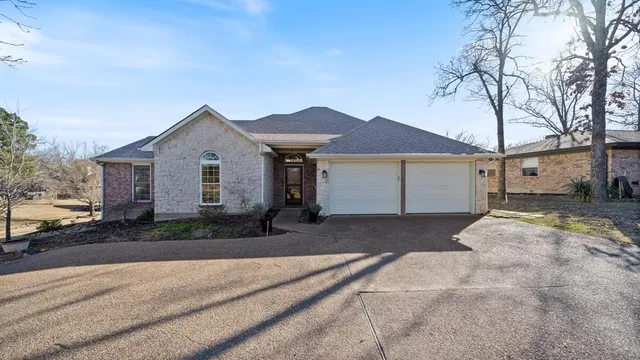 $799,000 | 116 1st Oak Drive, Enchanted Oaks, TX 75156