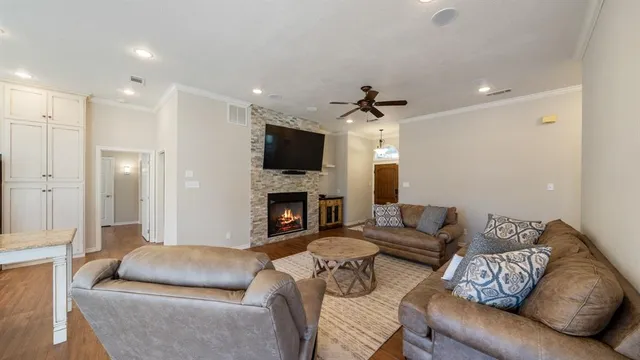 $799,000 | 116 1st Oak Drive, Enchanted Oaks, TX 75156