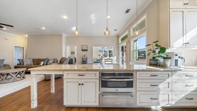 $799,000 | 116 1st Oak Drive, Enchanted Oaks, TX 75156