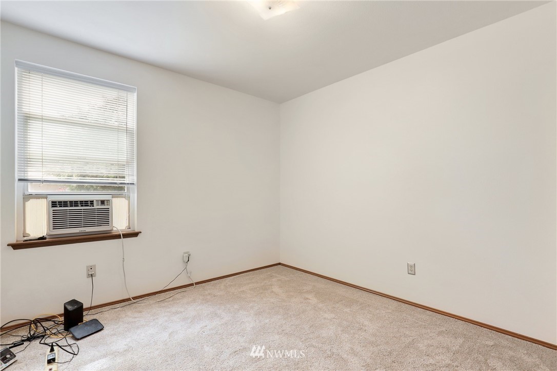 18105 Pendleton Street Southwest Rochester, WA 98579 - Photo 11 of 25