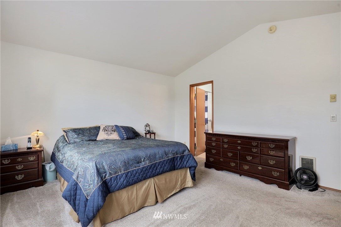 18105 Pendleton Street Southwest Rochester, WA 98579 - Photo 16 of 25