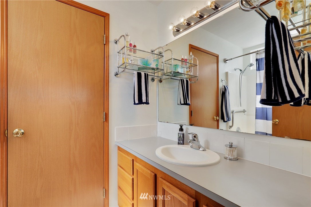18105 Pendleton Street Southwest Rochester, WA 98579 - Photo 17 of 25