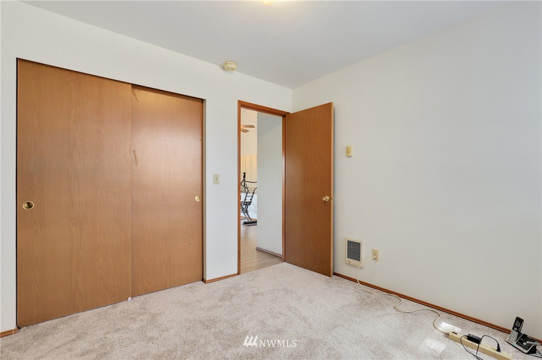 18105 Pendleton Street Southwest Rochester, WA 98579 - Photo 10 of 25