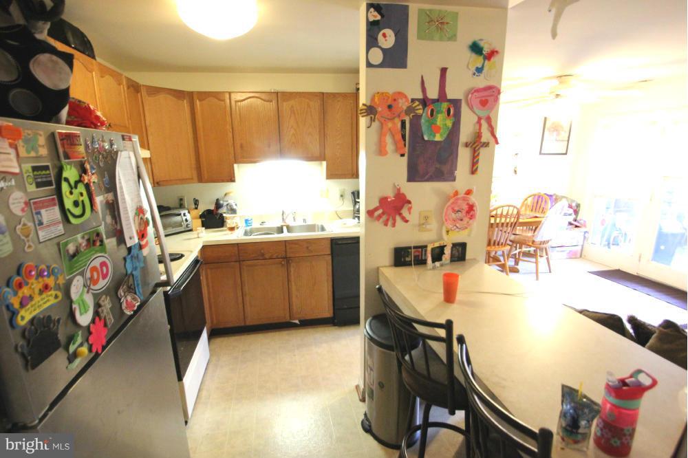 2104 Whitehall Road, Unit BD Frederick, MD 21702 - Photo 4 of 7 Kitchen