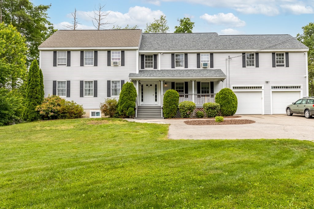 57 Ledge Road, Unit B Seabrook, NH 03874 - Photo 1 of 38 Gallery Image 1