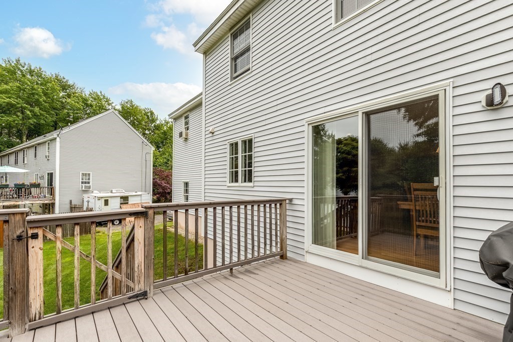 57 Ledge Road, Unit B Seabrook, NH 03874 - Photo 9 of 38 Gallery Image 9