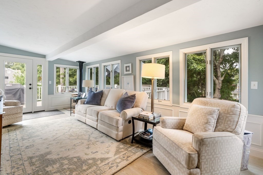 123 Elgin Road Pocasset, MA 02559 - Photo 11 of 41