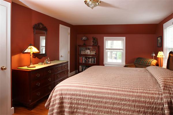 46 Cleveland Road Wellesley, MA 02481 - Photo 5 of 7