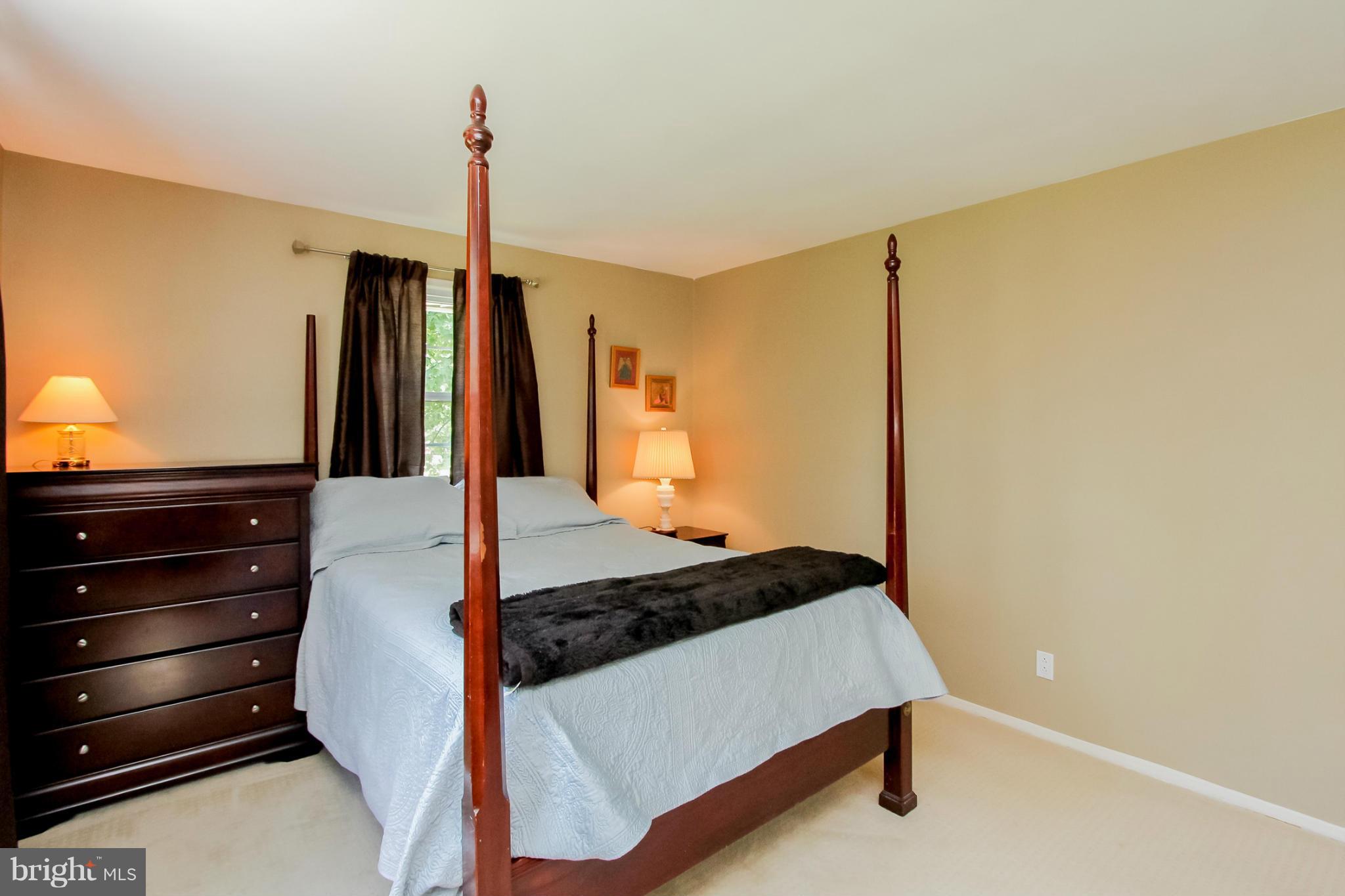 6729 Hopewell Avenue Springfield, VA 22151 - Photo 18 of 28 Bedroom (Master)