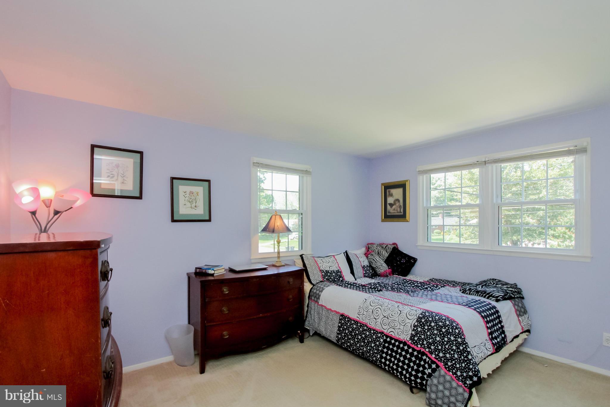 6729 Hopewell Avenue Springfield, VA 22151 - Photo 21 of 28 Bedroom