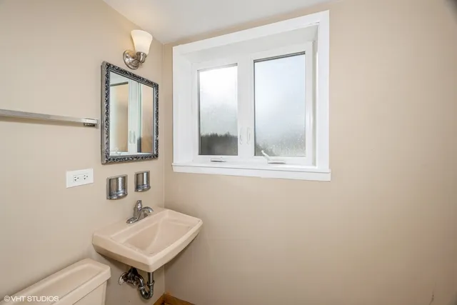 $499,000 | 829 Pinehurst Lane, Schaumburg, IL 60193