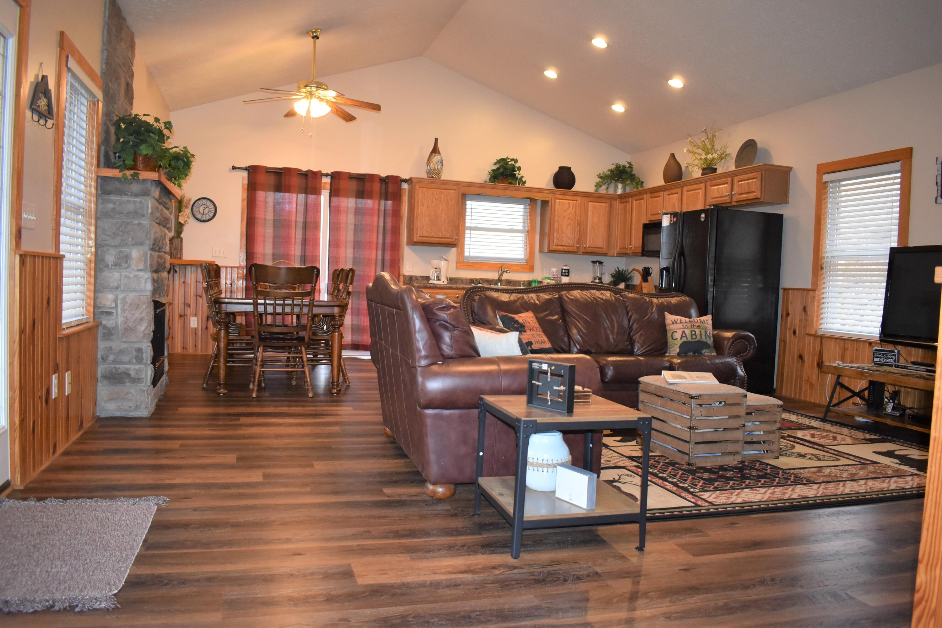 481 Stoneybrook Road Burnside, KY 42519 - Photo 10 of 36 011