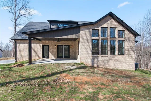 $999,000 | 1148 Val Terrace, Forest, VA 24551