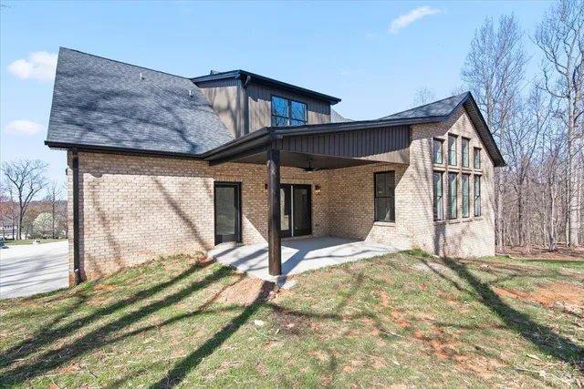 $999,000 | 1148 Val Terrace, Forest, VA 24551