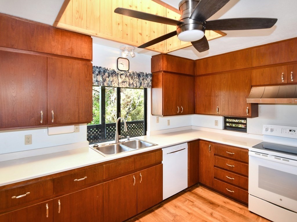 3685 Lohe Road Kalaheo, HI 96741 - Photo 6 of 20 Gallery Image 6