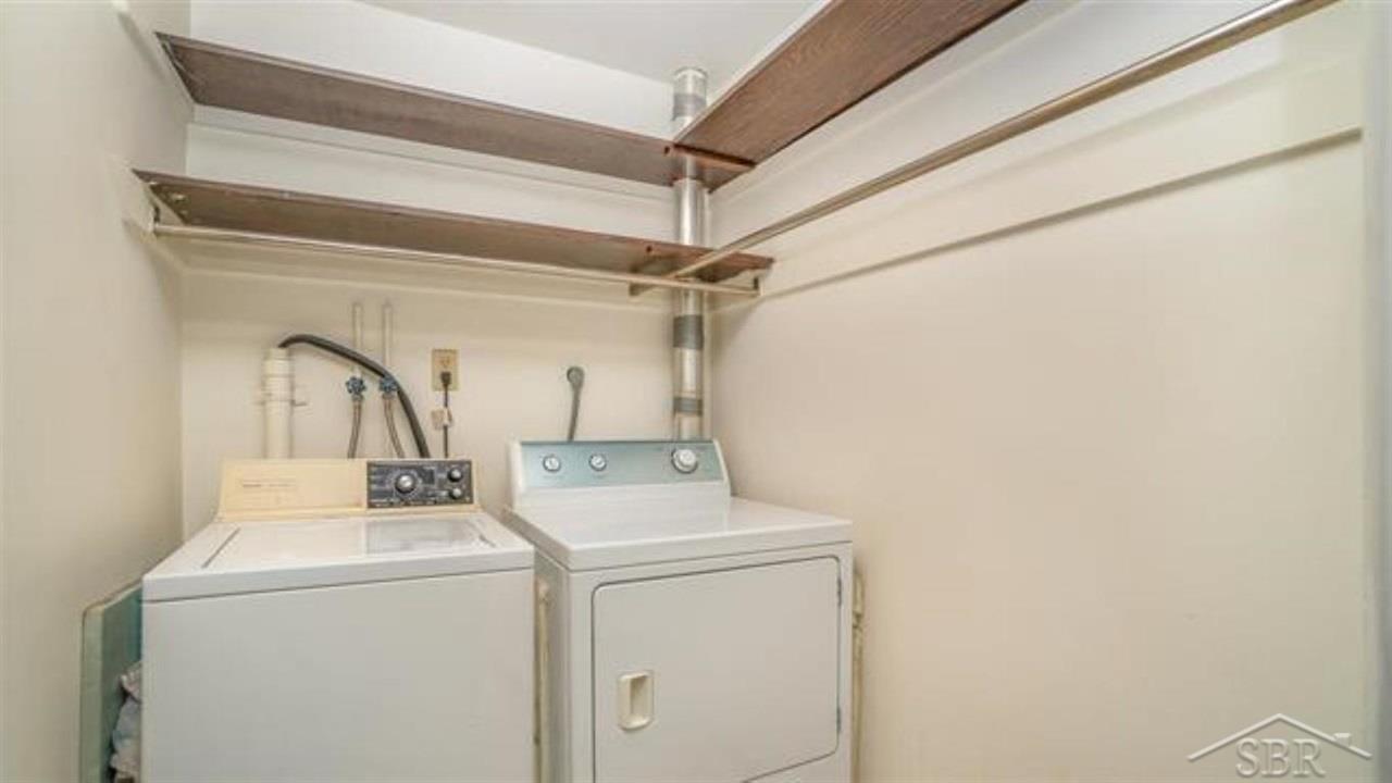 208 Hunters Ridge Midland, MI 48640 - Photo 17 of 24 50059233-16.JPG