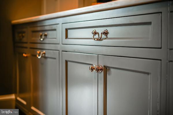 5605 Durbin Road Bethesda, MD 20814 - Photo 15 of 75