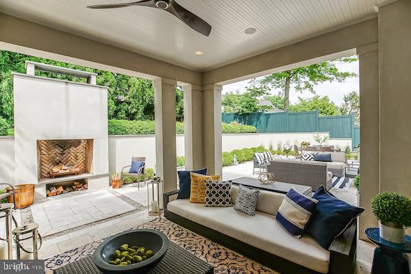 5605 Durbin Road Bethesda, MD 20814 - Photo 23 of 75