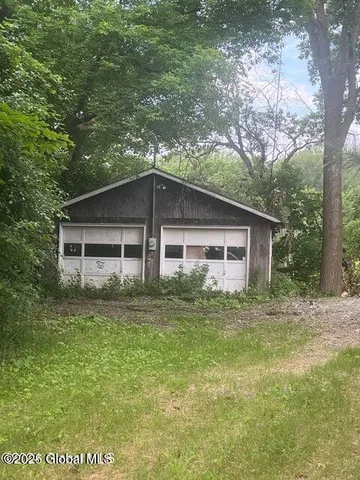 $27,500 | 1485 Highway 9N, Ticonderoga, NY 12883