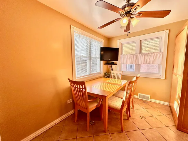 $329,900 | 4131 West 81st Place, Chicago, IL 60652