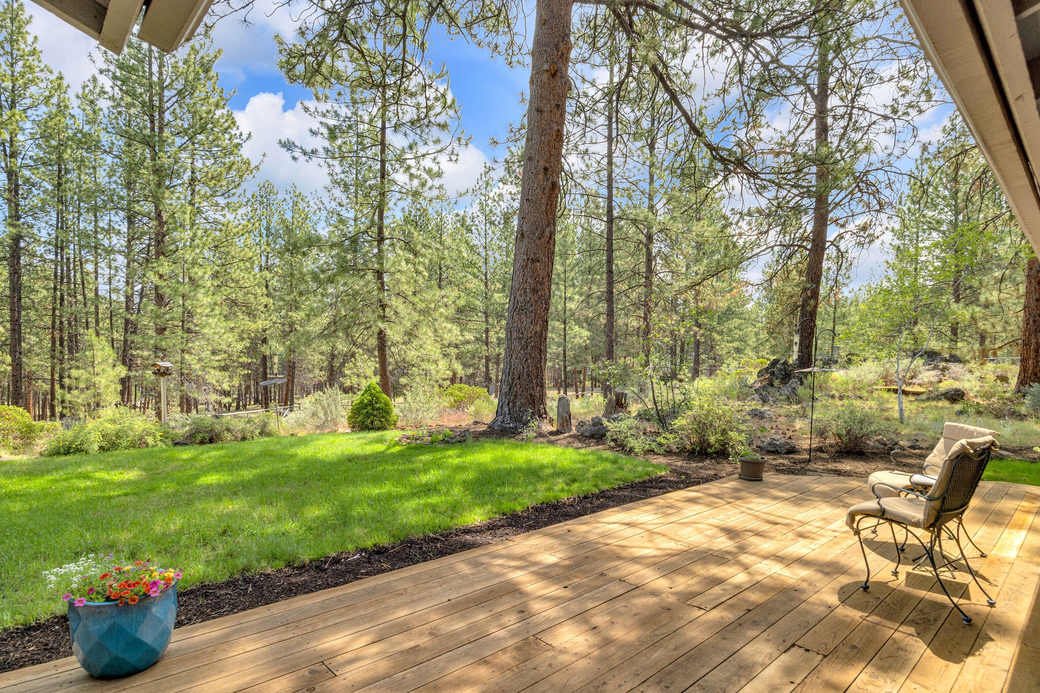 60142 West Ridgeview Drive Bend, OR 97702 - Photo 38 of 49 Back Deck