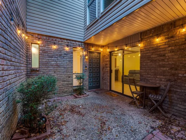 $269,900 | 614 Old Country Road, Duncanville, TX 75137