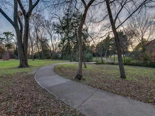 $269,900 | 614 Old Country Road, Duncanville, TX 75137