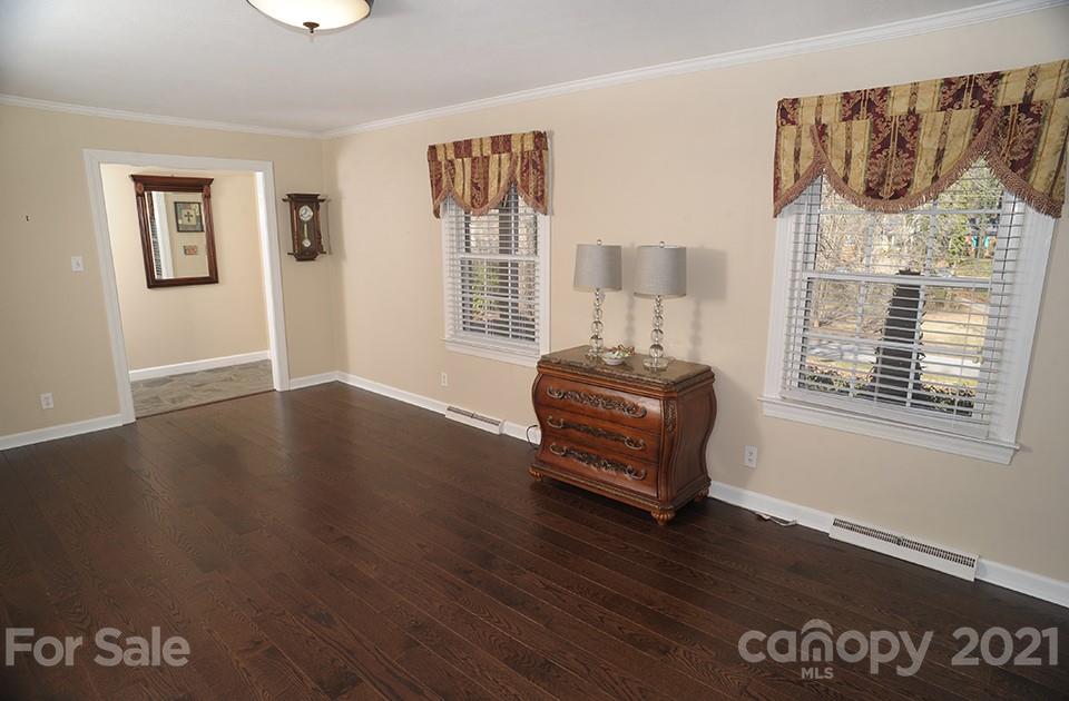 309 Sycamore Road Salisbury, NC 28147 - Photo 4 of 25 Gallery Image 4