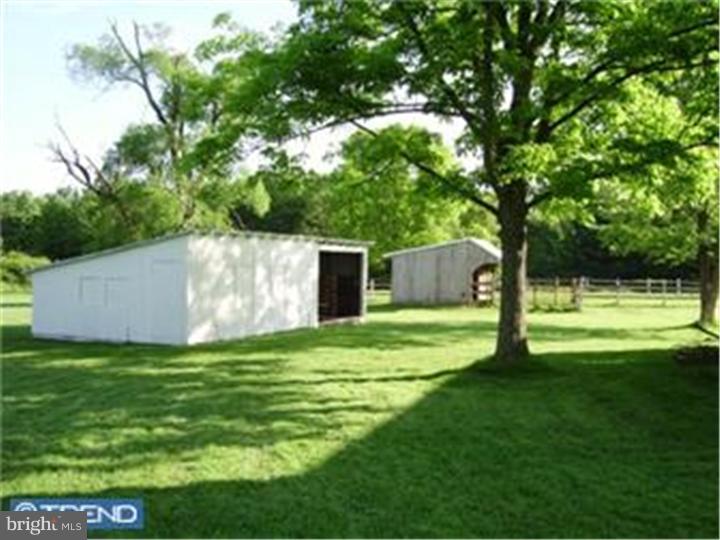52 Hunter Forge Road Barto, PA 19504 - Photo 6 of 12 Gallery Image 6