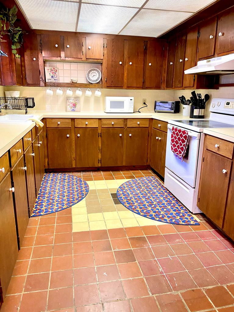 1792 Ralph Bell Road Summerton, SC 29148 - Photo 13 of 61 Gallery Image 13