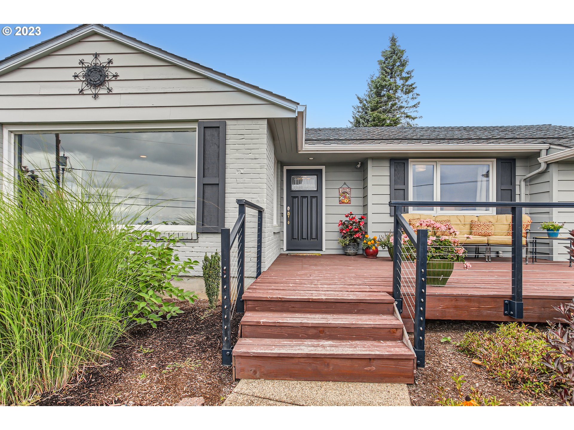 10335 Southeast Cresthill Road Happy Valley, OR 97086 - Photo 2 of 38 Gallery Image 2