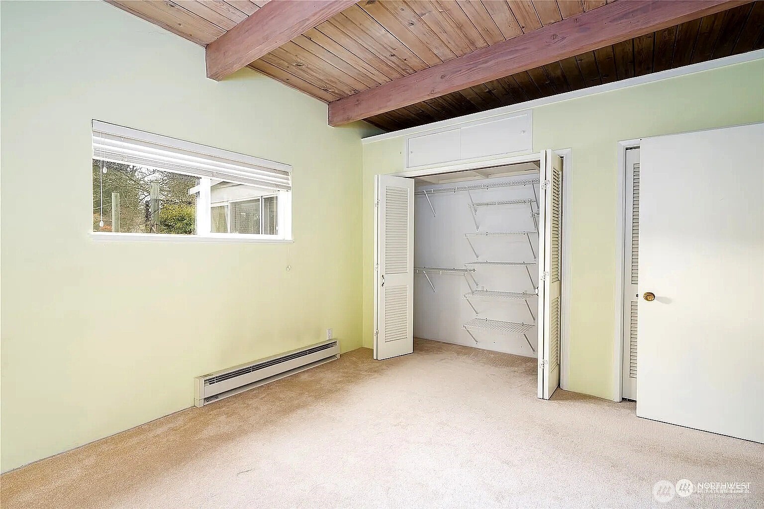 311 Northeast 95th Street Seattle, WA 98115 - Photo 11 of 15