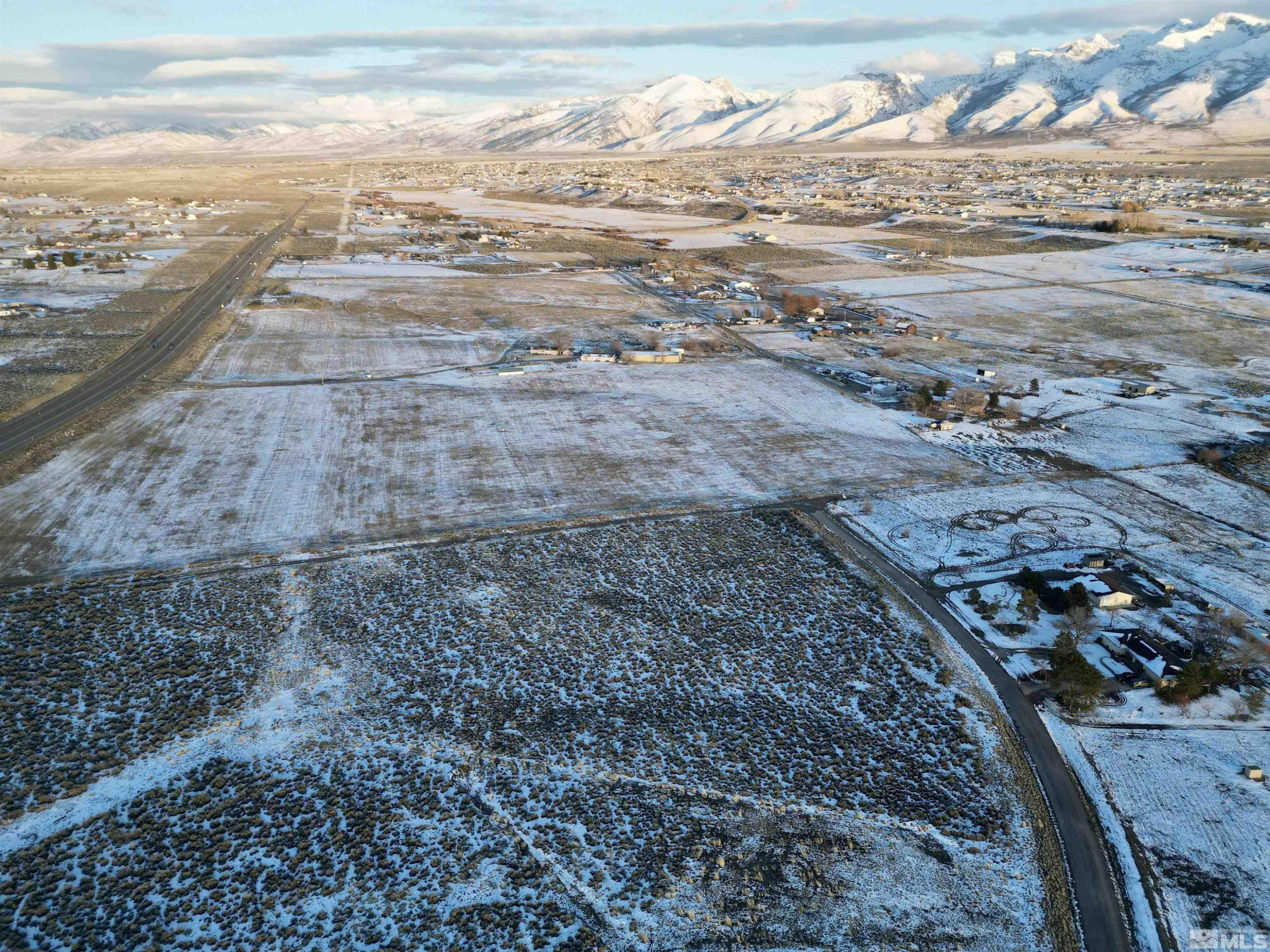 187 Flowing Wells Drive Spring Creek, NV 89815 - Photo 4 of 8 a view of an ocean beach