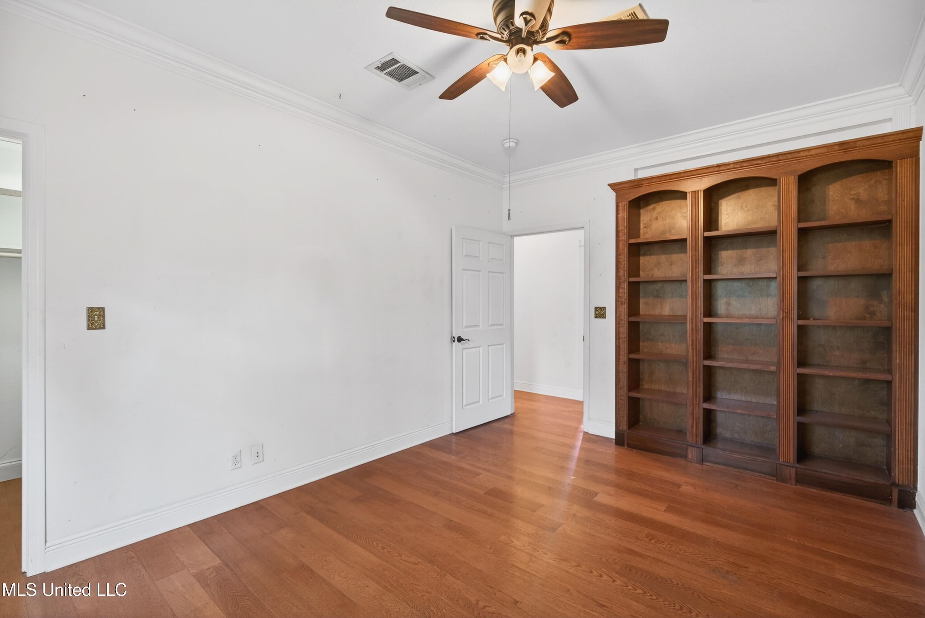 11414 Lorraine Road Gulfport, MS 39503 - Photo 38 of 84 11414LorraineRd-35