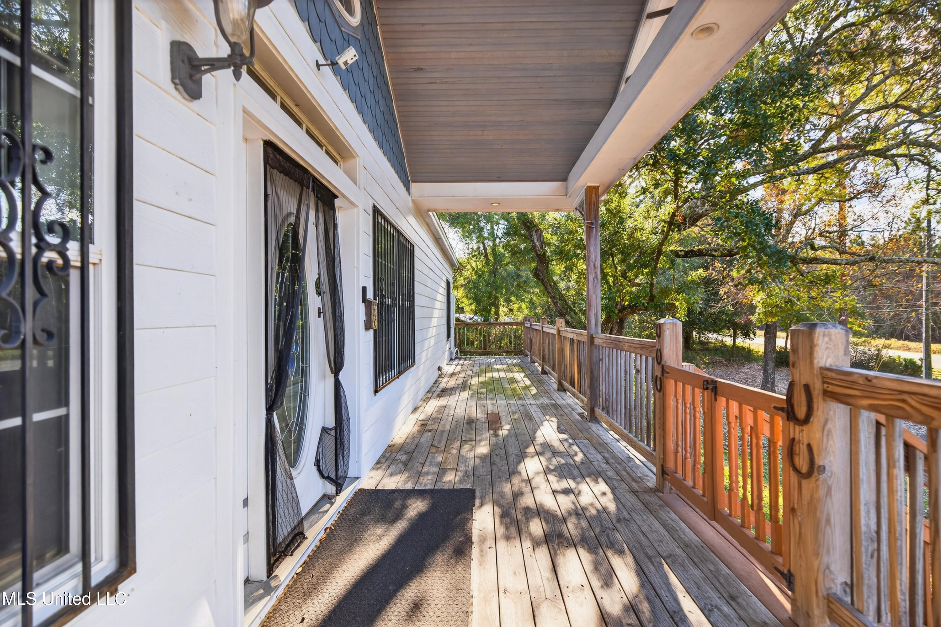 11414 Lorraine Road Gulfport, MS 39503 - Photo 8 of 84 11414LorraineRd-8