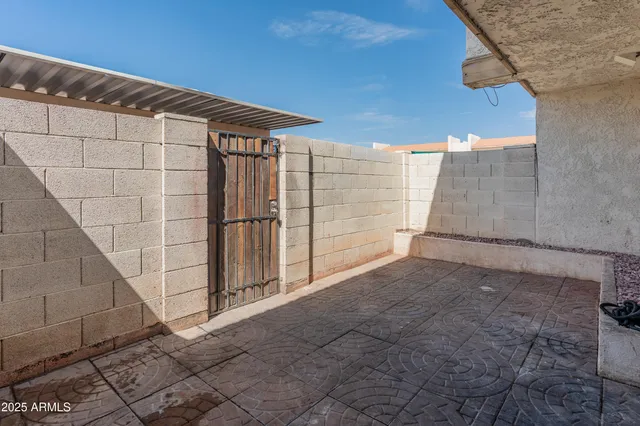 $199,900 | 3840 North 43rd Avenue, Unit 36, Phoenix, AZ 85031