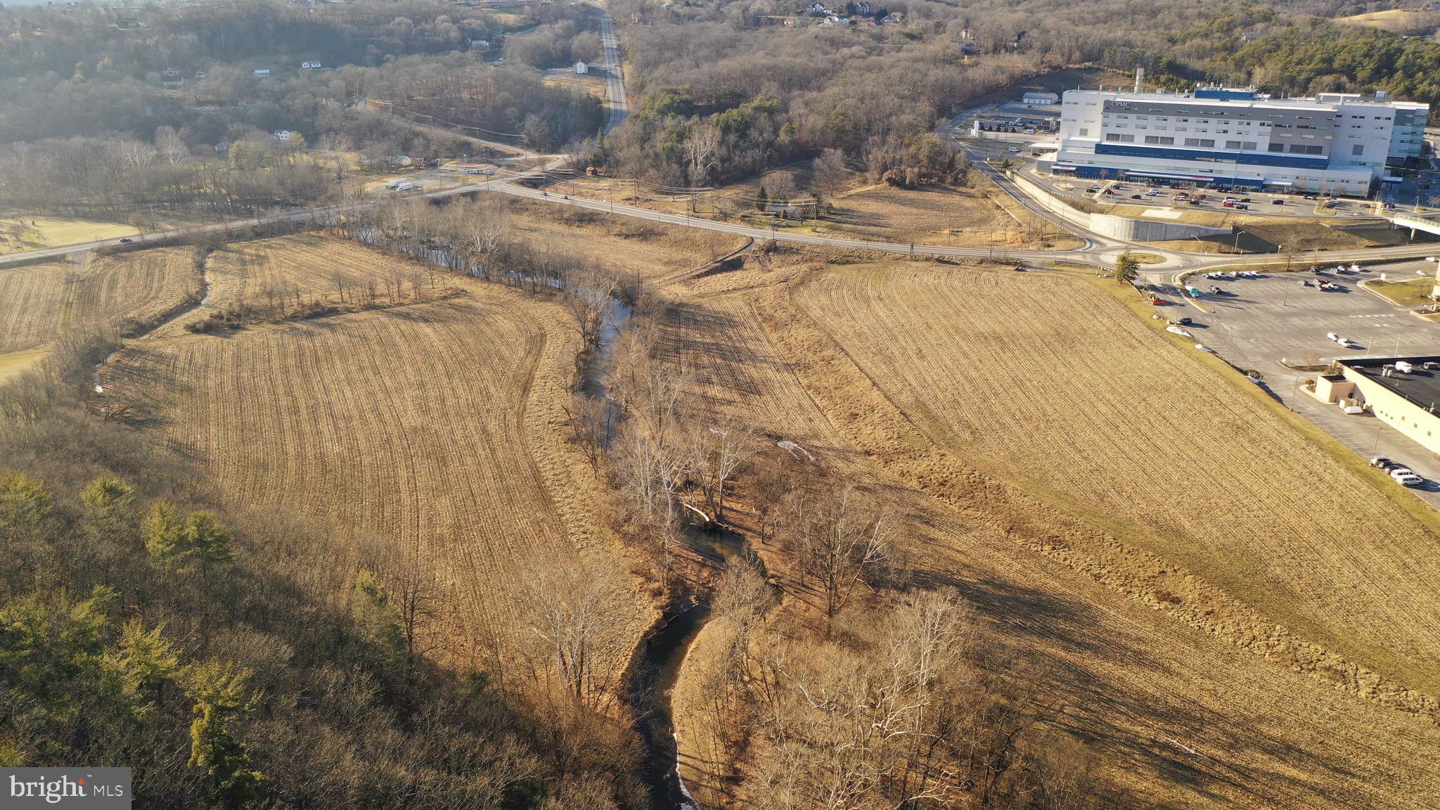 12528 Willowbrook Road Cumberland, MD 21502 - Photo 2 of 5 a view of roof