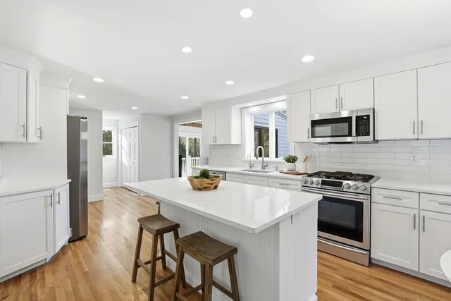 $1,650,000 | 96 Forest Avenue, Cohasset, MA 02025