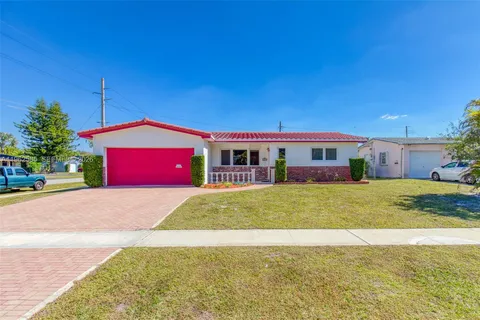 $599,900 | 2225 North 39th Avenue, Hollywood, FL 33021