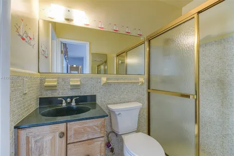 $599,900 | 2225 North 39th Avenue, Hollywood, FL 33021